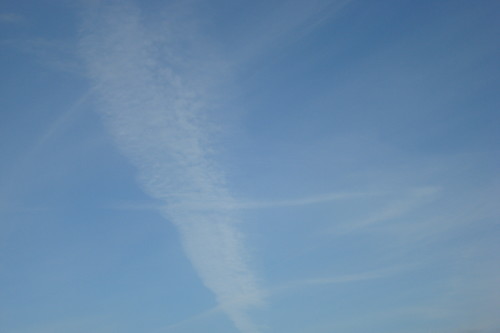 Chemtrails May 31 2010 001.jpg