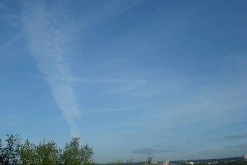 Chemtrails May 31 2010 002.jpg