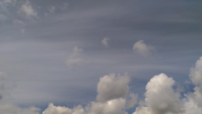 9:15:15clouds4.jpg