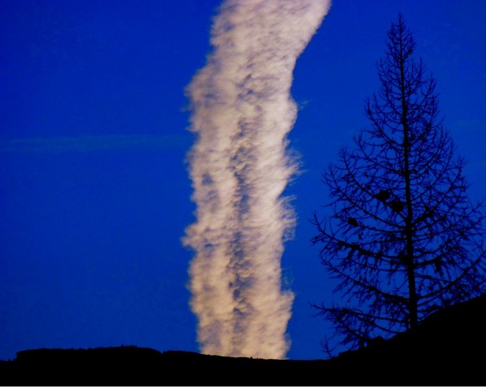 Chem Trail 6 Jan 1 2015.JPG